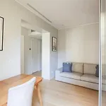 Hacca Collection-luxe 1br With Terrace In Pta Venezia 아파트