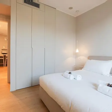 Hacca Collection-luxe 1br With Terrace In Pta Venezia
